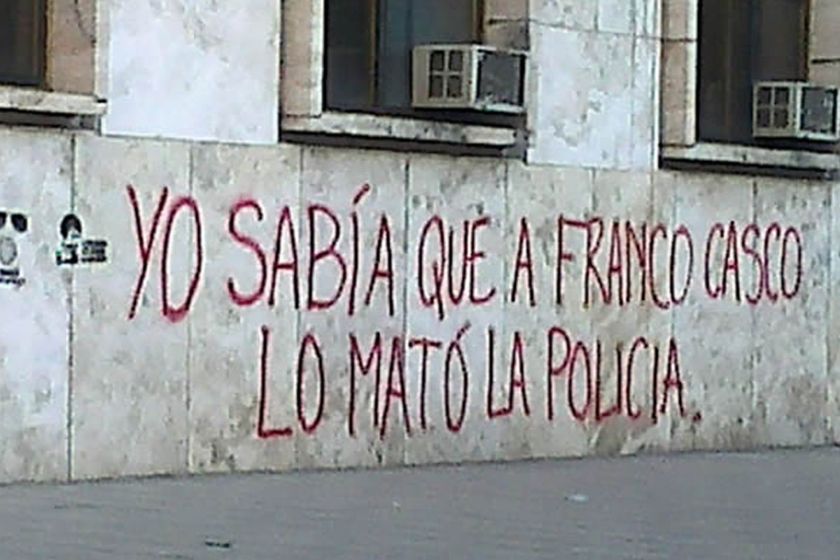 Pintadas contra la policía en Tribunales y el Museo Castagnino