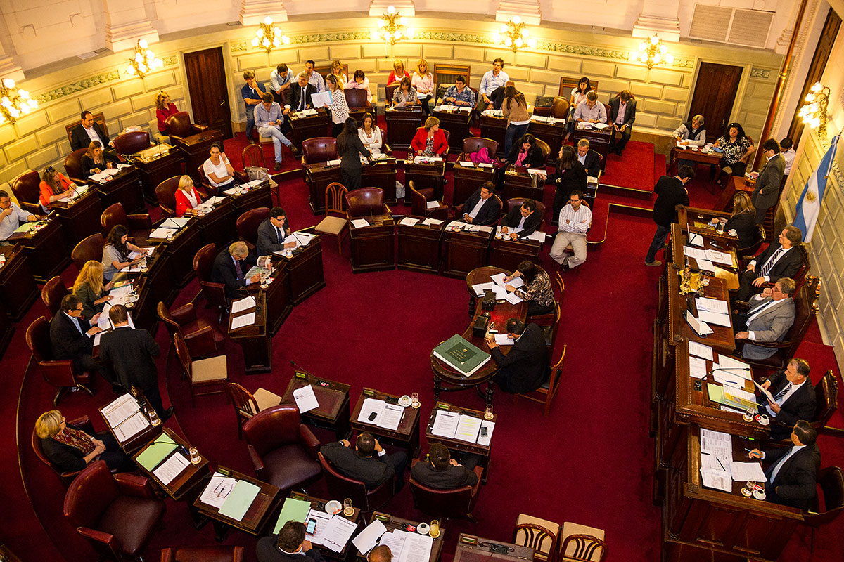 El Presupuesto provincial 2015 se convirtió en ley