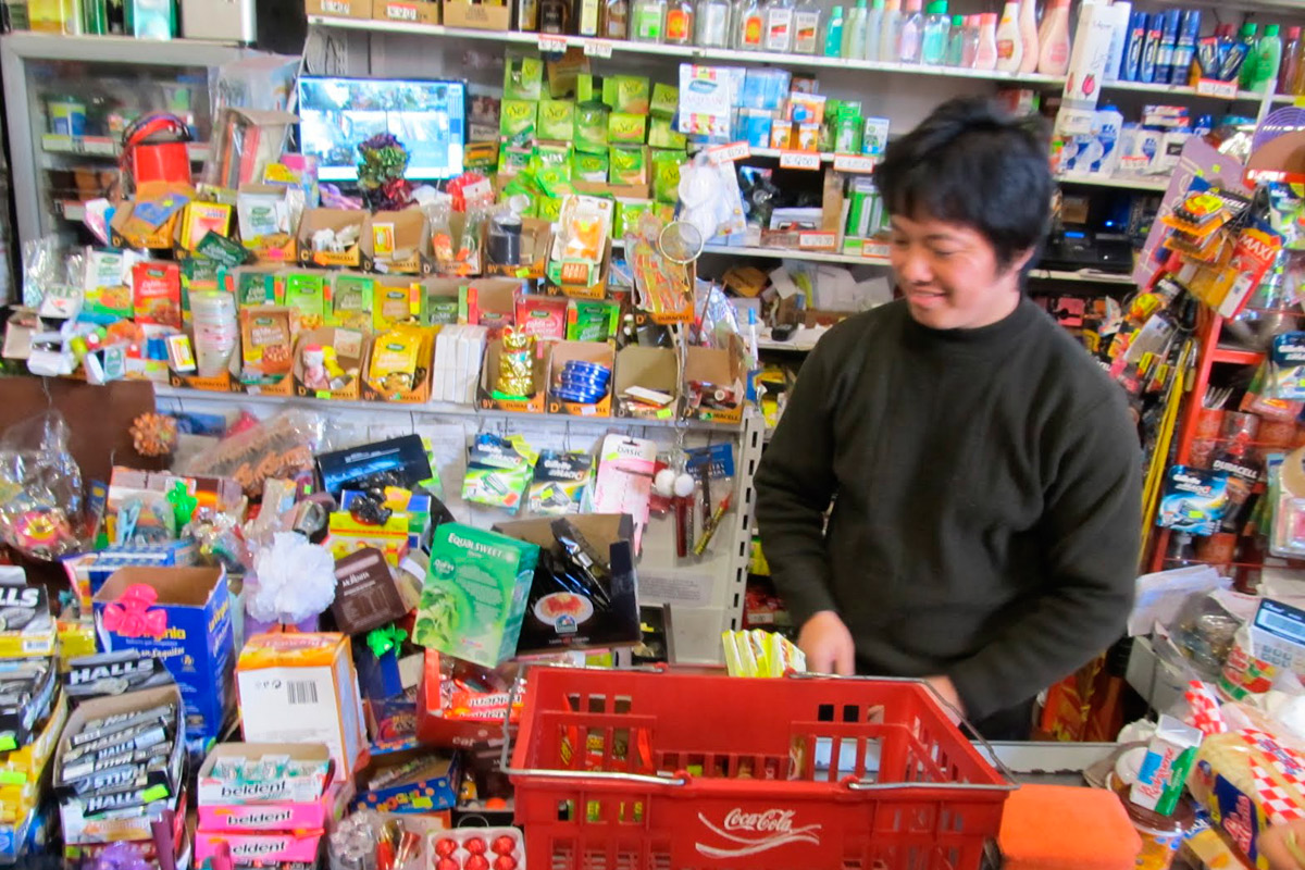La primera caida de ventas en supermercados chinos