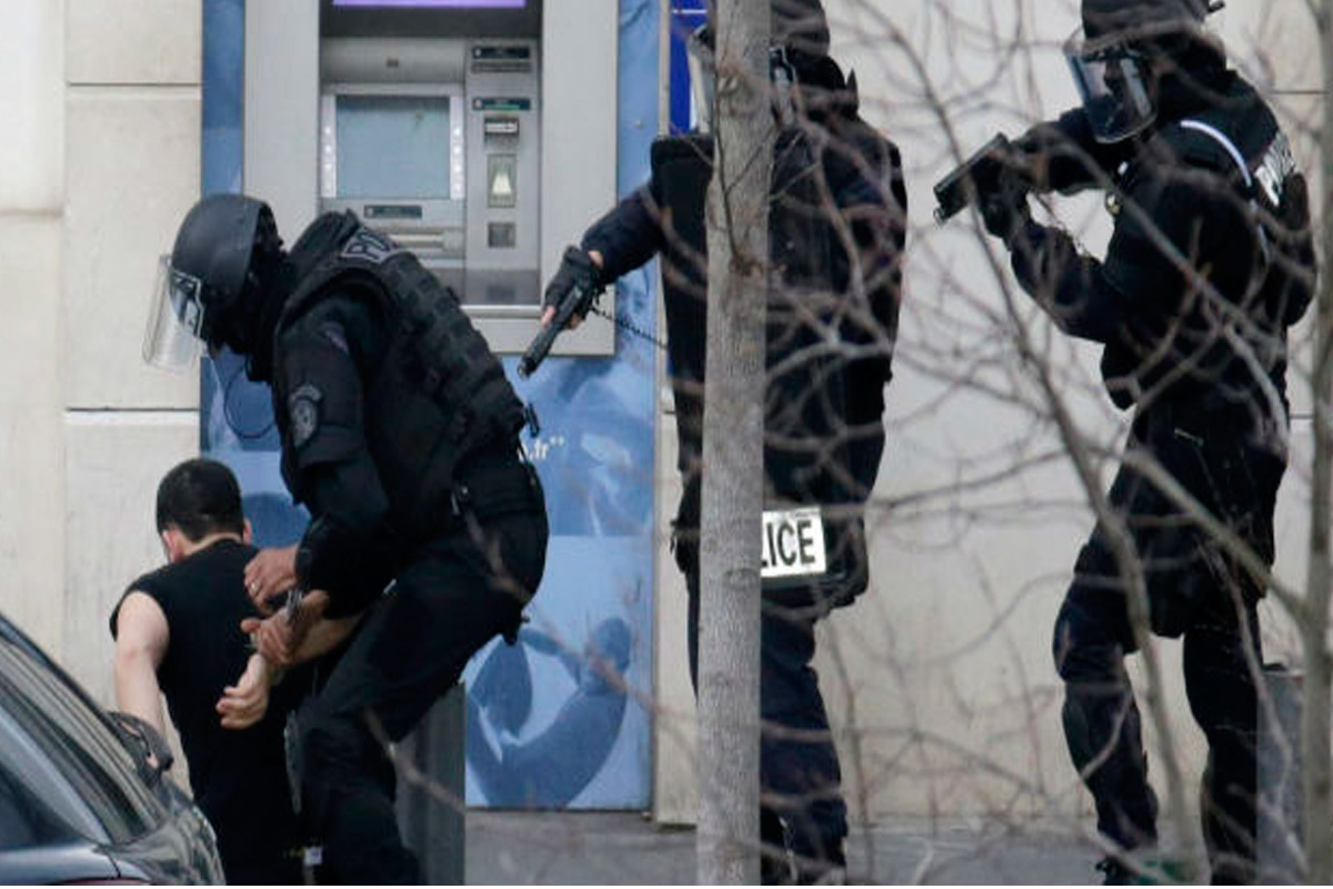 París: terminó la toma de rehenes y detuvieron al culpable