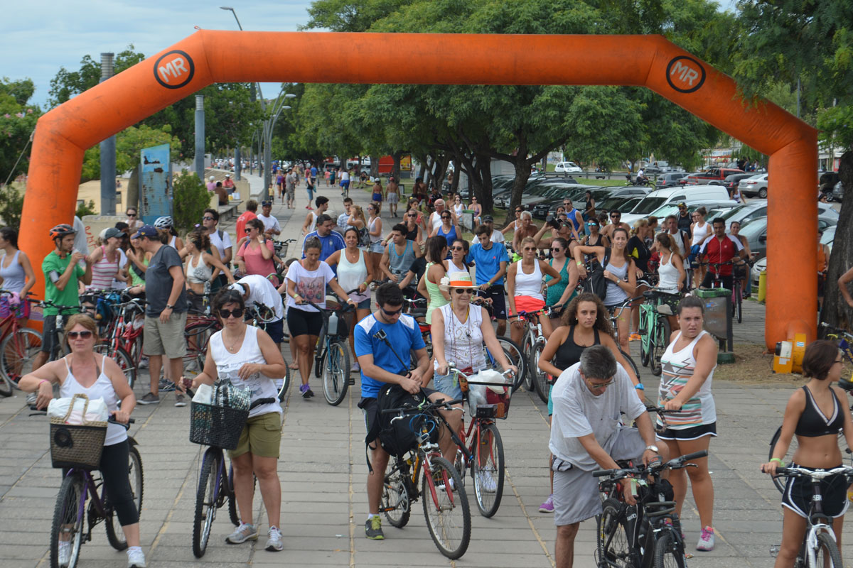 Una multitud de bicicletas copó La Florida