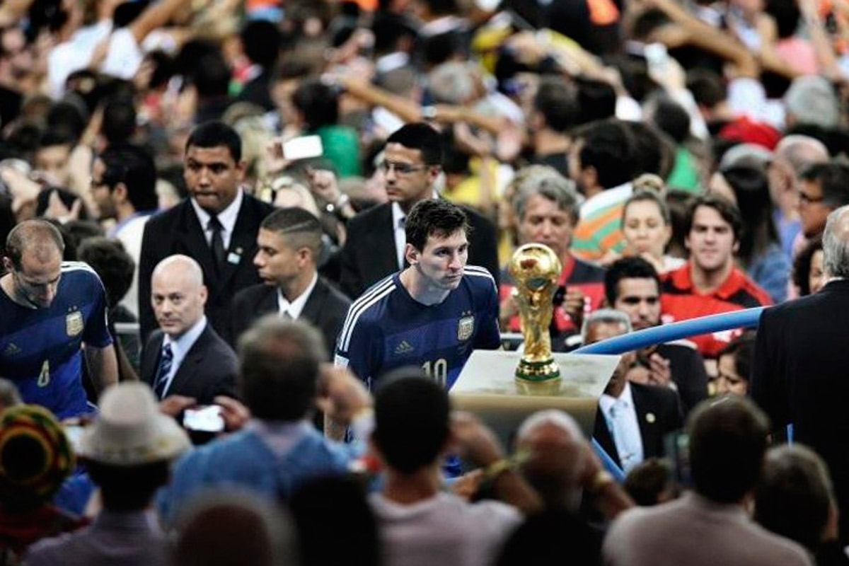 Mundial: el dolor de Messi tras la final, la mejor foto deportiva