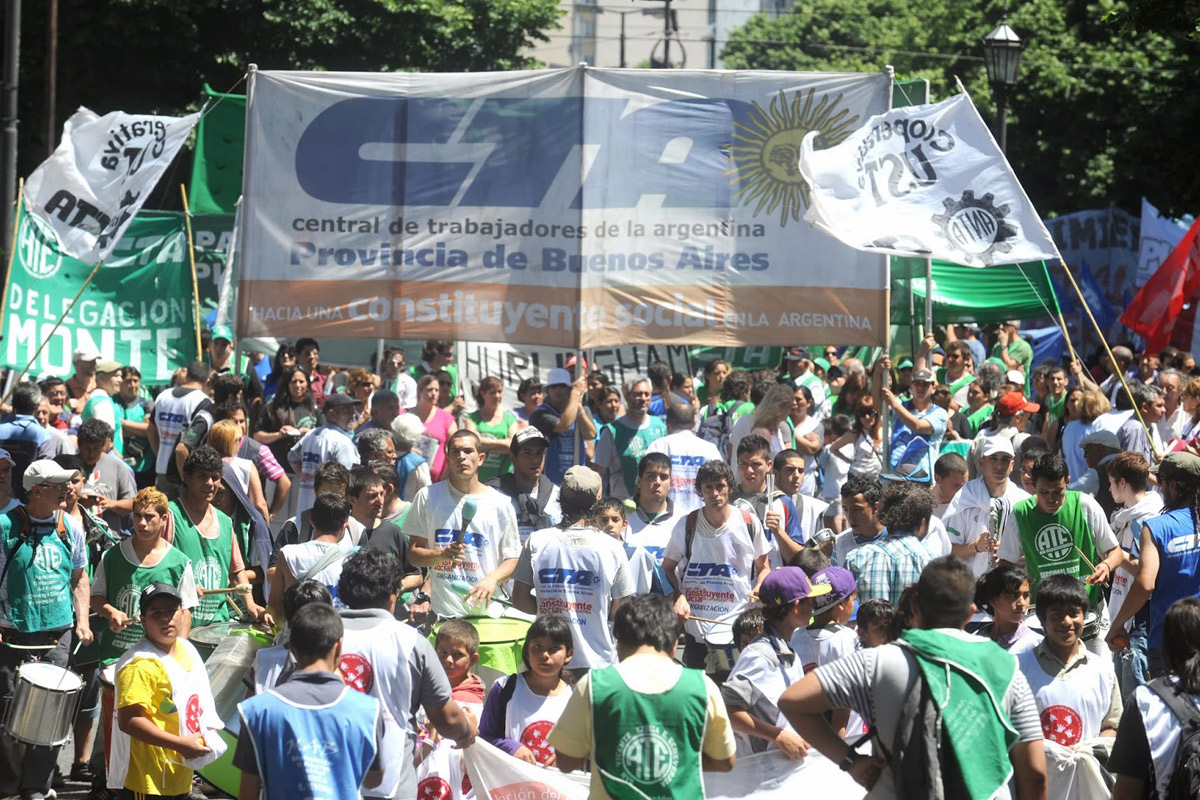 Marcha CTA opositora: reclama bono de 5.000 pesos