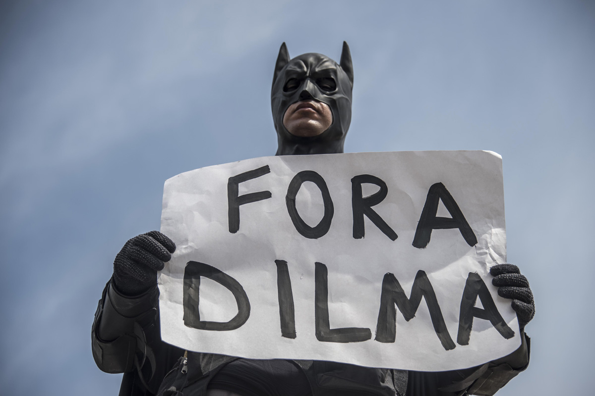 Multitudinaria marcha en Brasil en contra de Dilma