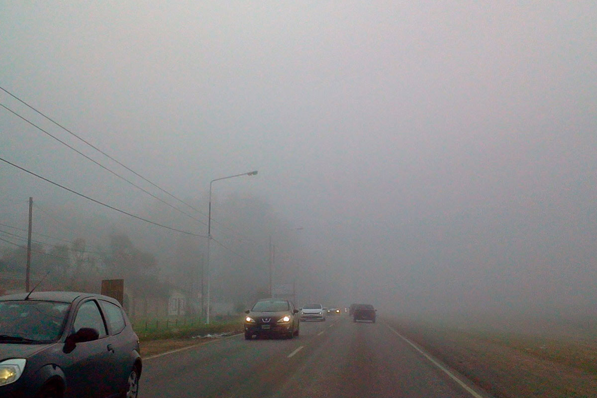 Niebla en rutas de Santa Fe y calorcito invade a Rosario