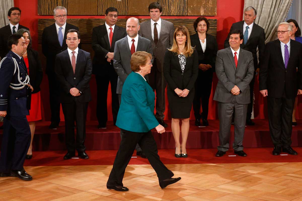 Bachelet renovó el gabinete para cambiar la imagen