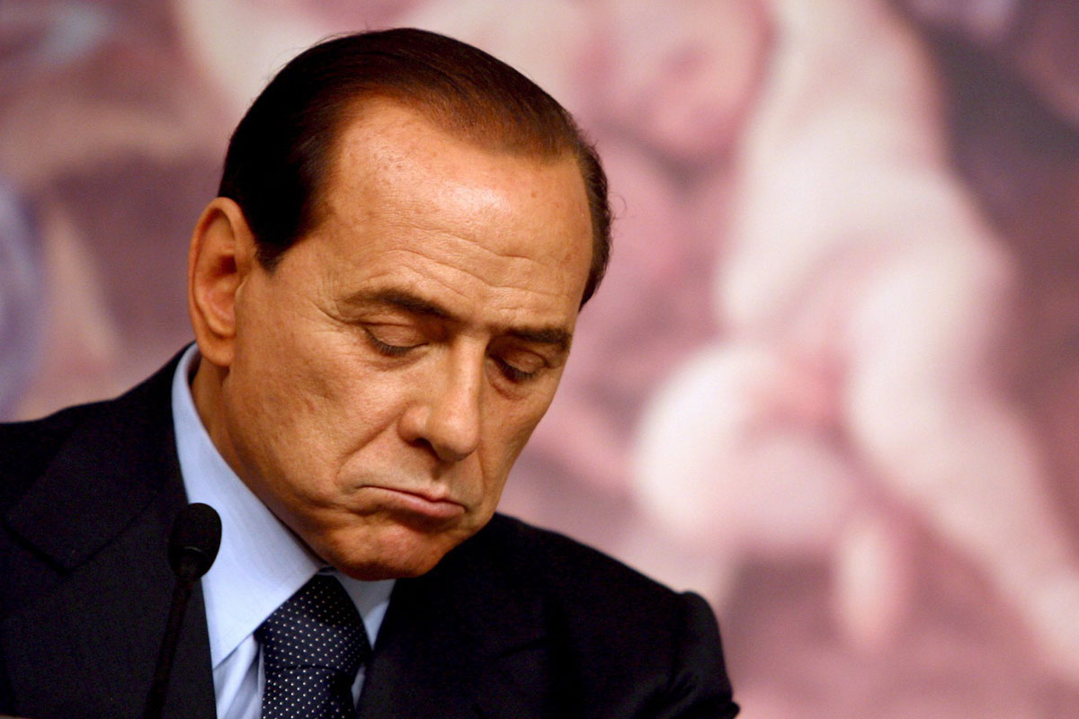 Berlusconi, condenado a tres años de prisión por soborno