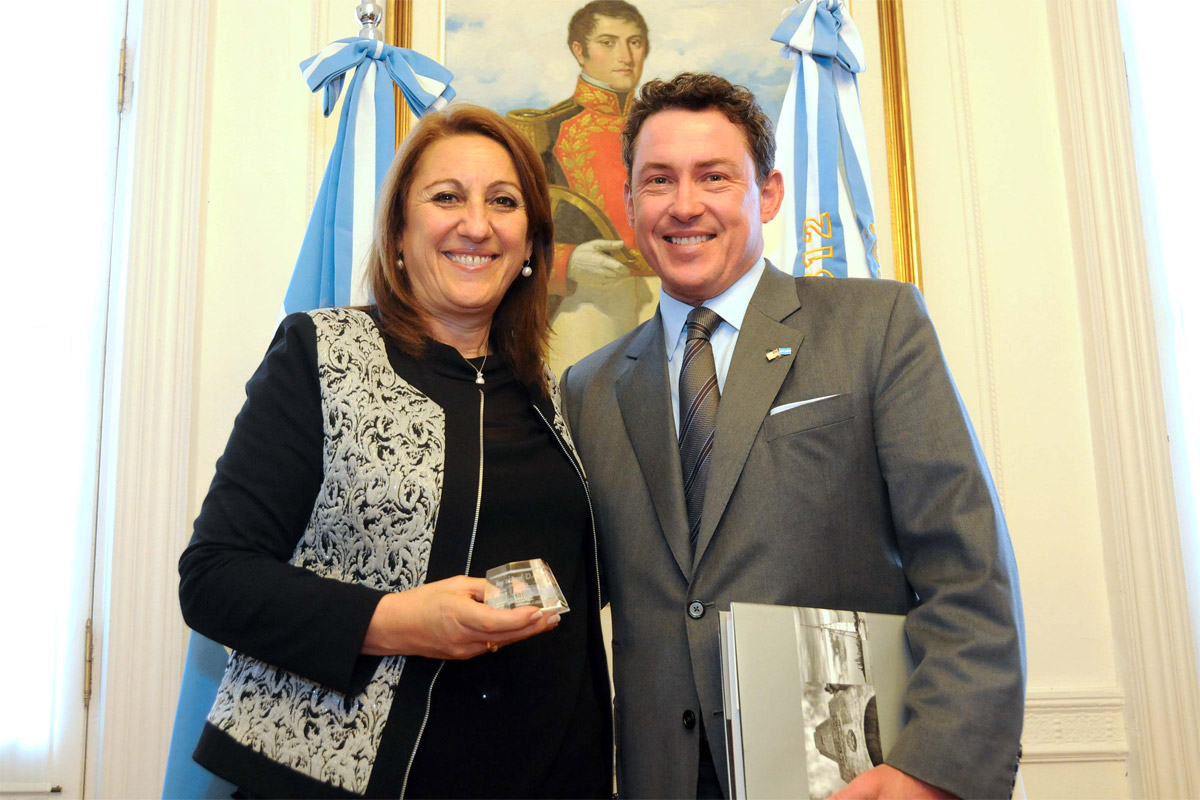 Mónica Fein recibió al embajador de Estados Unidos