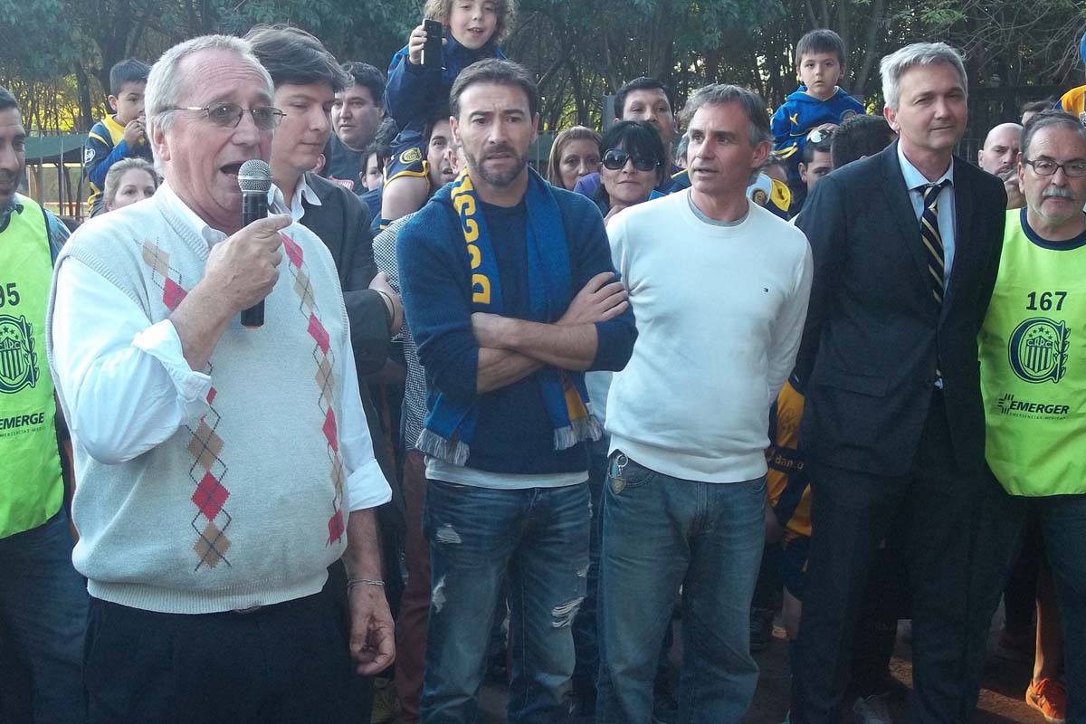Kily González tuvo su homenaje en Rosario Central