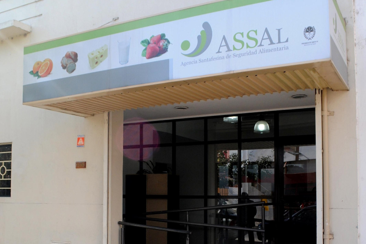 Assal prohibió el queso “ILPA” y la miel “Monte Santo”