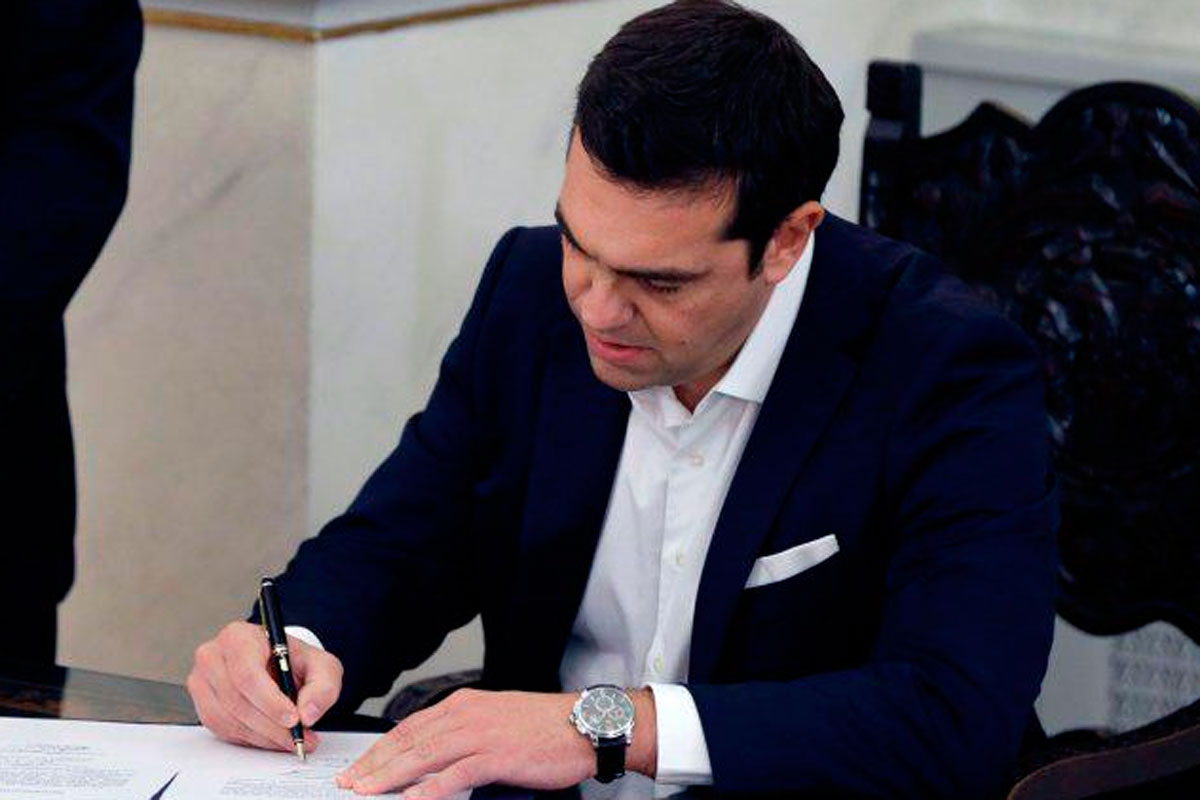 Tras su triunfo electoral, Tsipras reasumió en Grecia