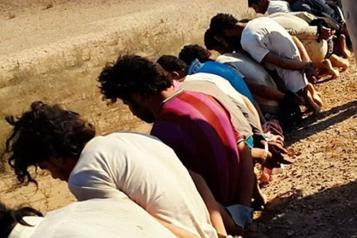Los cristianos prisioneros del ISIS no reniegan de su fe
