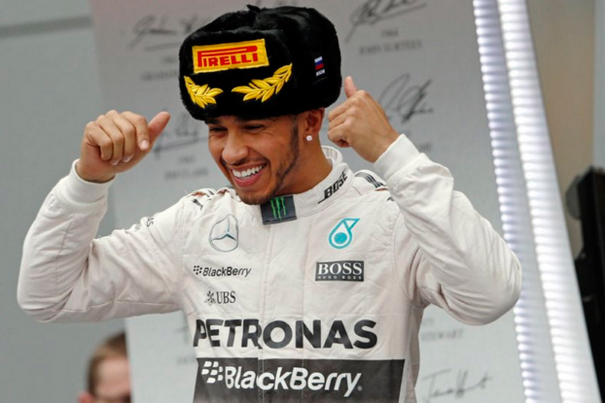 Lewis Hamilton se consagró tricampeón de la Fórmula Uno