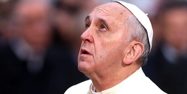 Vaticano imputa a 5 personas por divulgar documentos