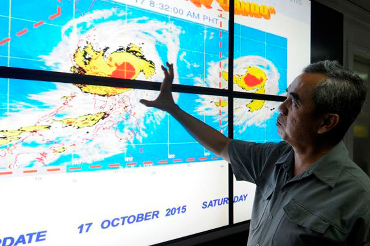 El potente «super» tifón Koppu llegó a Filipinas hoy