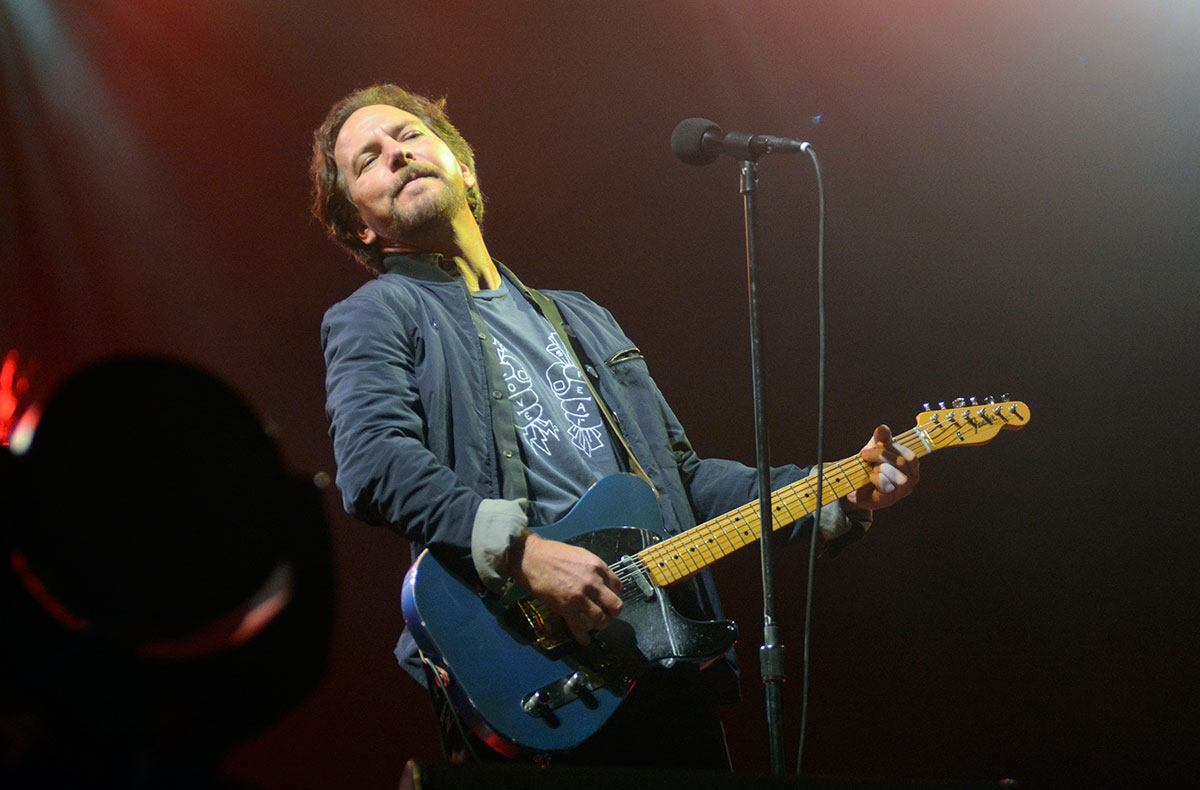 Pearl Jam arrasó con una clase magistral de rock