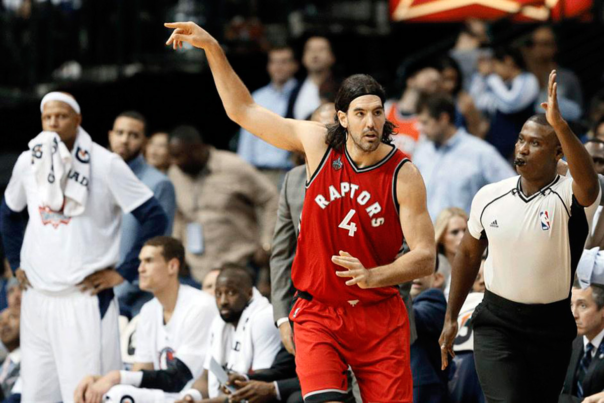 NBA: tremenda actuación de Scola para los Raptors