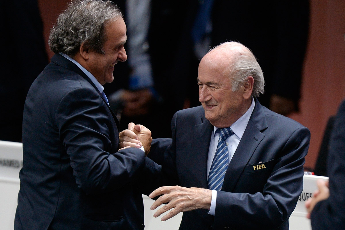 Blatter y Platini fueron suspendidos por 8 años
