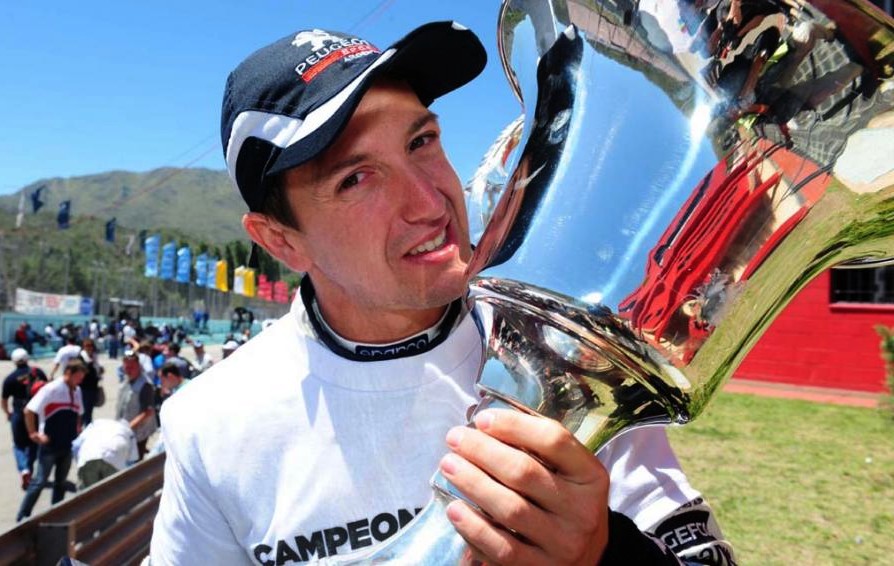 Girolami ganó y es bicampeón del Súper TC 2000