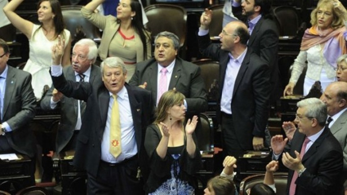 Diputados del FpV no irán a la jura de Macri en el Congreso
