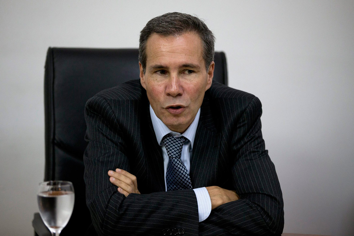 Un fiscal aseguró en dictamen que a Nisman lo asesinaron