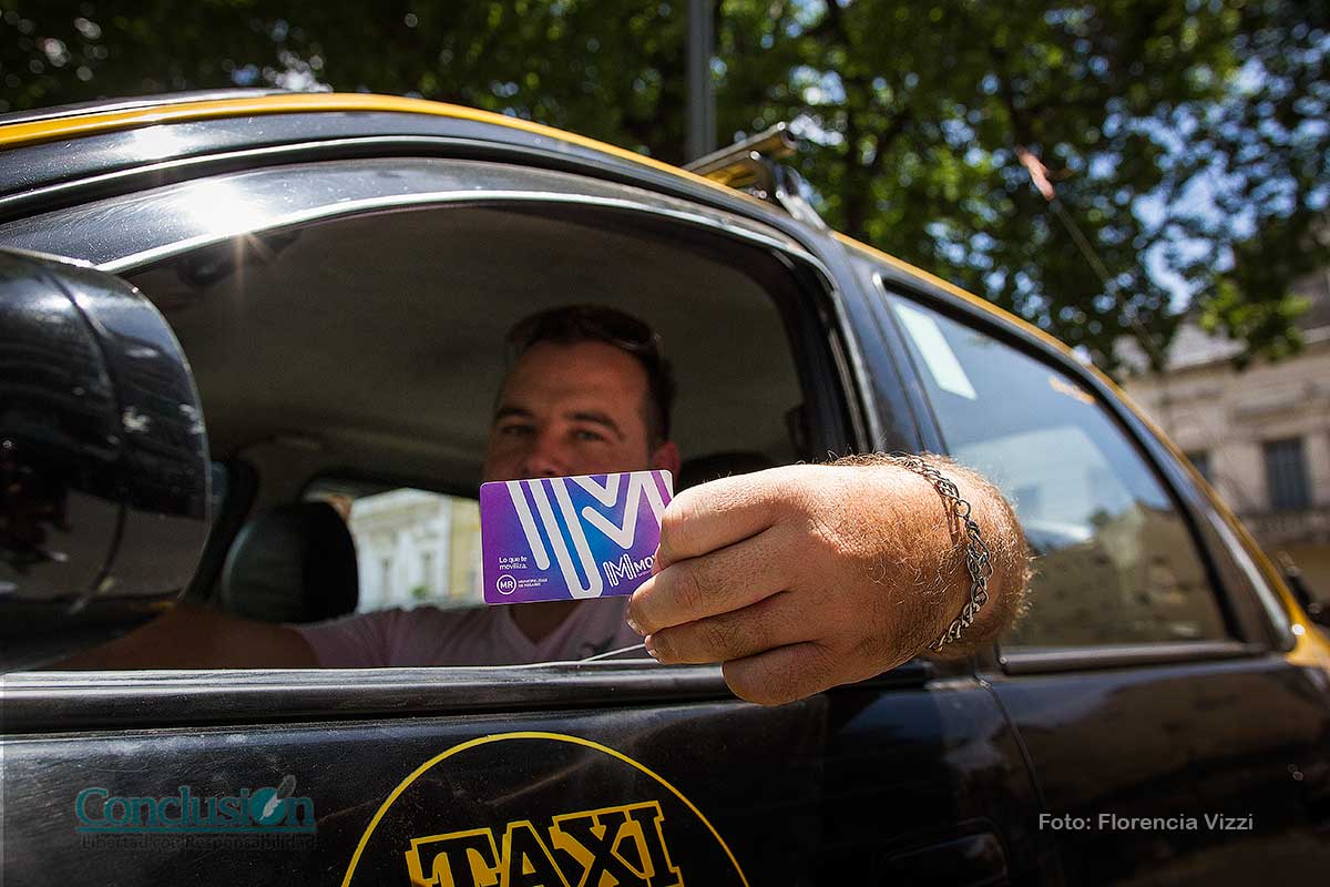 Se viene una prueba piloto en taxis pagando con tarjeta Movi