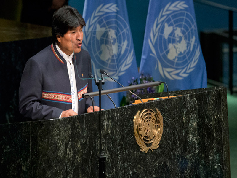 Evo Morales dice que el mundo se dirige a la destrucción