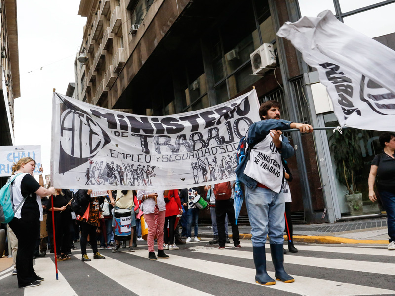 El sindicalismo se moviliza y apunta a Macri por los despidos y la inflación