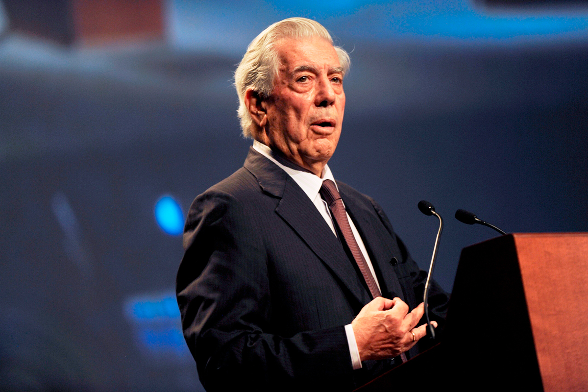 Panamá Papers: Vargas Llosa negó tener conexiones