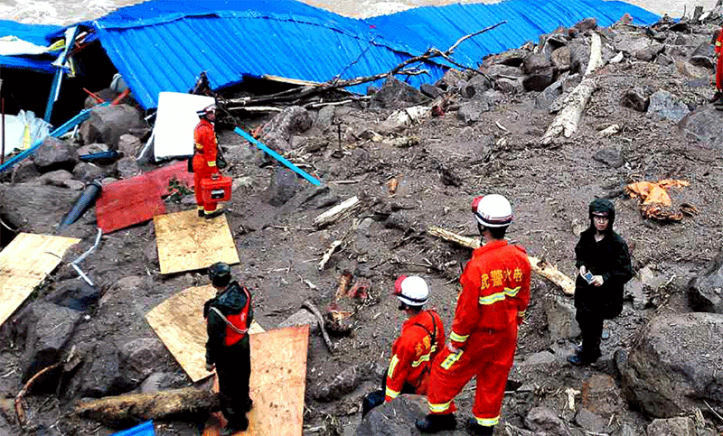 Un deslizamiento de tierra en China deja saldo de 41 desaparecidos