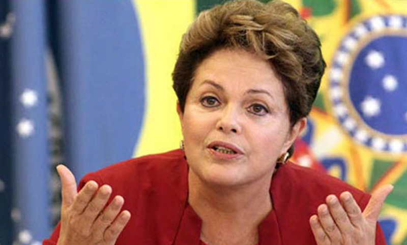 La sesión final del juicio político a Dilma, comienza con escándalo