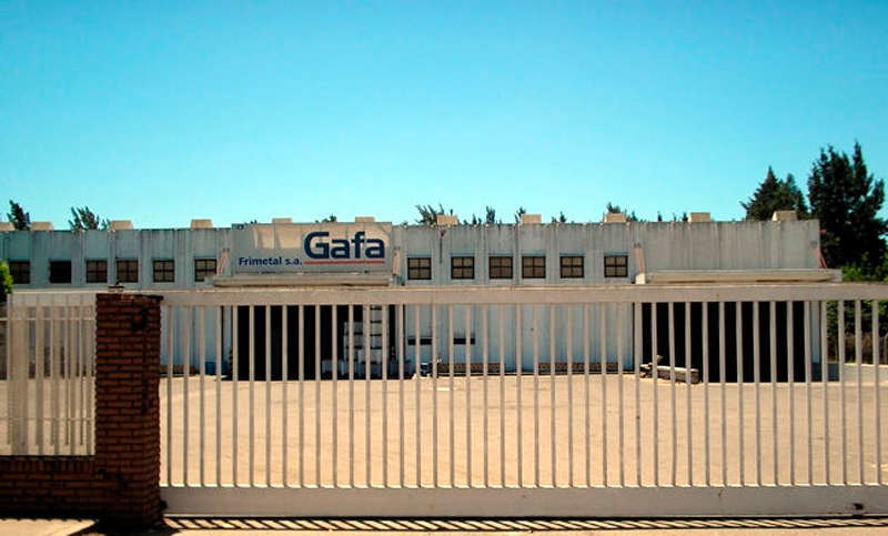 Gafa suspende a 360 trabajadores por caída de consumo e importaciones