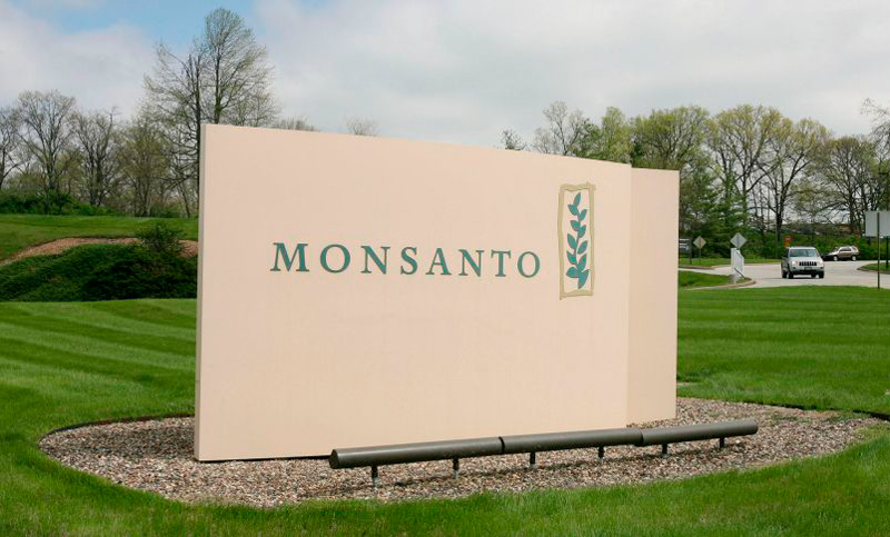 Monsanto rechaza oferta de Bayer pero sigue abierto a negociar su venta