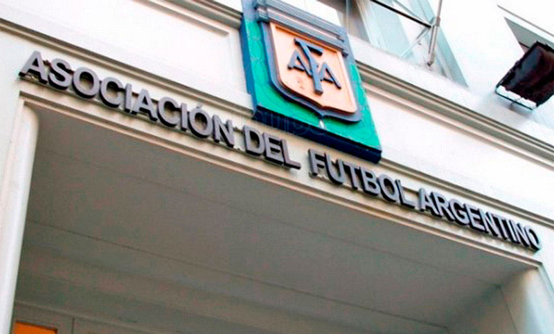 Fifa oficializó la conformación de un comité de regularización en AFA