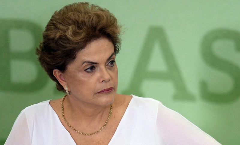 Afirman que Dilma analiza convocar a elecciones anticipadas