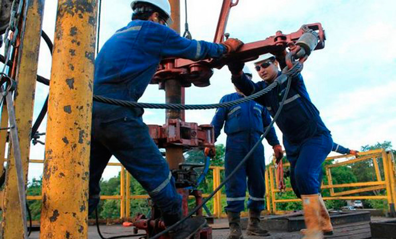 Petroleros fueguinos cortarán gas en todo el país el 1º de junio