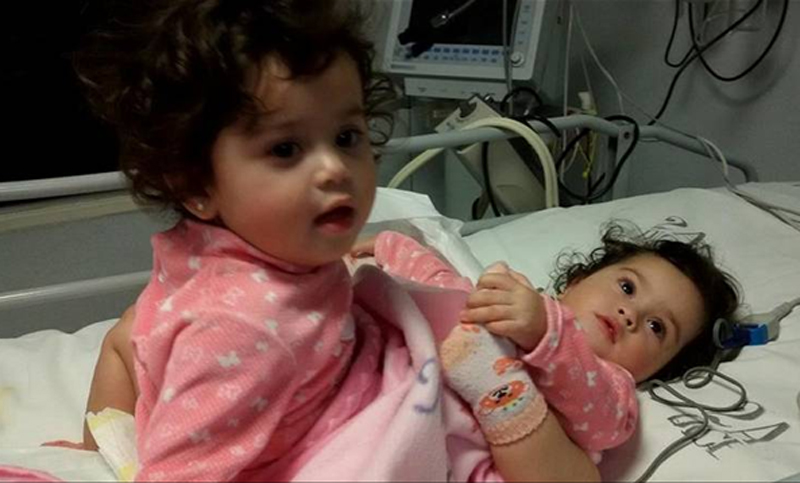 Se encuentran en terapia intensiva las gemelas operadas en Buenos Aires