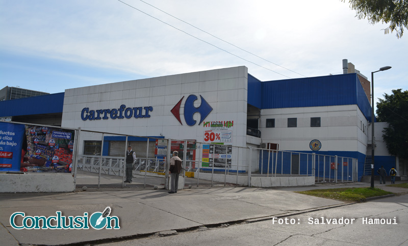 Condenan a Carrefour a indemnizar a dos jóvenes a las que acusaron de haber robado productos