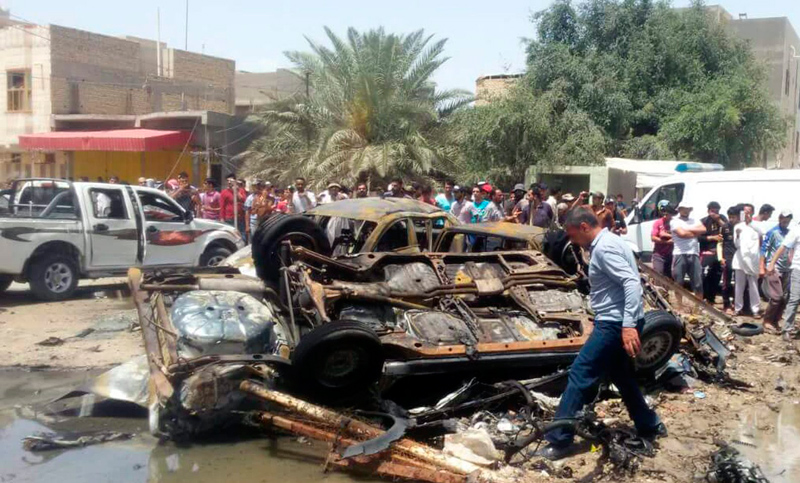 Al menos 23 muertos y 73 heridos por dos atentados suicidas en Irak