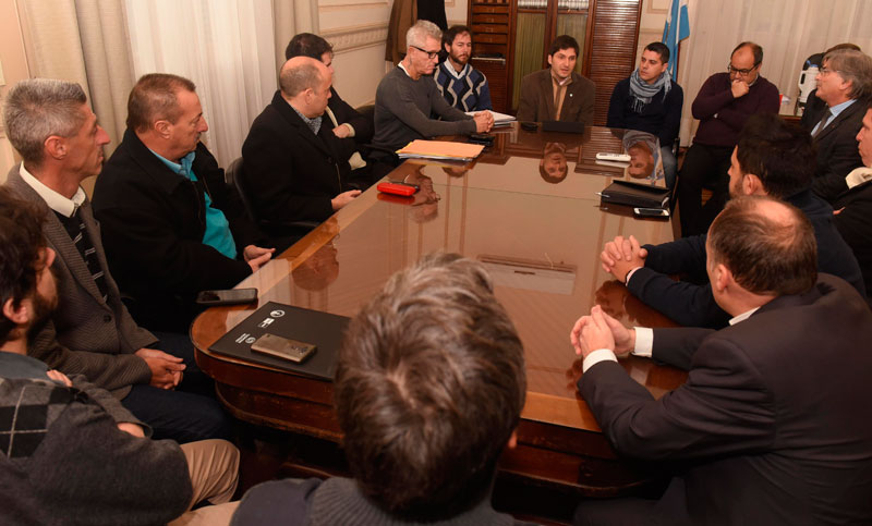 Pullaro se reunió con los candidatos a presidente de Newell’s