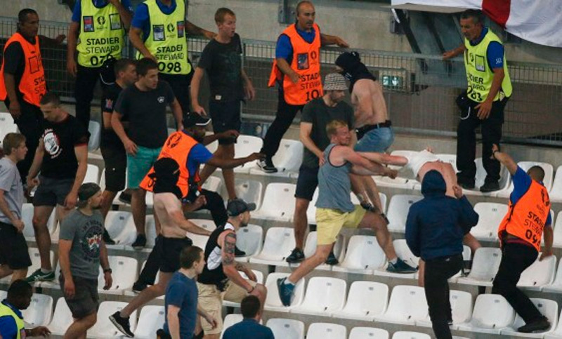 Uefa descalificó a Rusia de la Eurocopa, pero mantiene suspenso