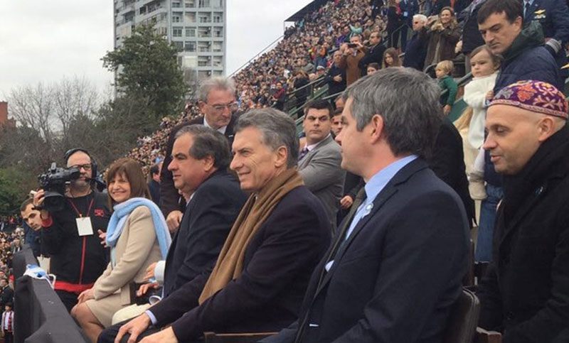 Macri asistió al cierre del acto, pero no estuvo en el desfile