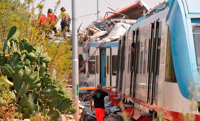 Choque frontal de trenes en el sur de Italia deja al menos 20 muertos