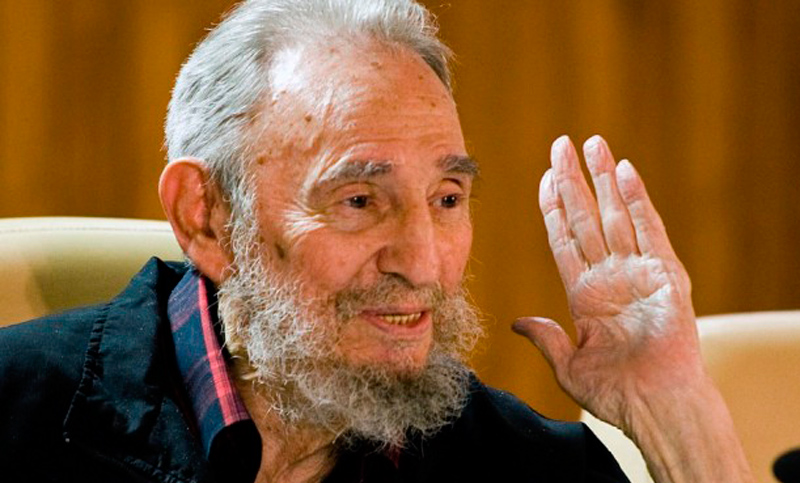 Fidel Castro evoca enemistad con EE.UU. y critica a Obama en su  cumpleaños 90