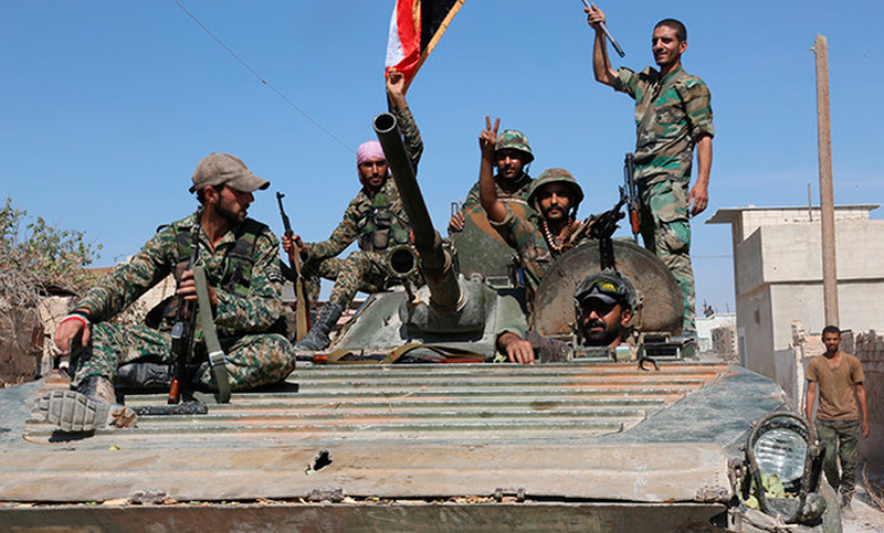 Ejército sirio pierde una academia militar de Alepo y recupera una localidad