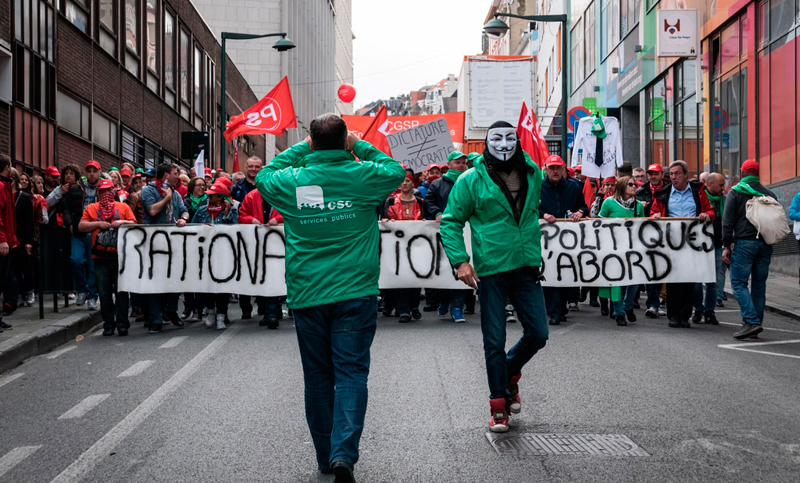 Miles de manifestantes en Bélgica contra medidas económicas del gobierno