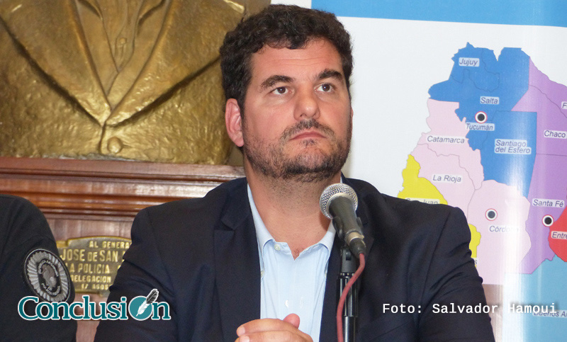 Burzaco defendió la presencia de gendarmes en las provincias