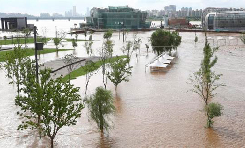 Al menos 60 muertos y 25 desaparecidos por las inundaciones en Corea del Norte