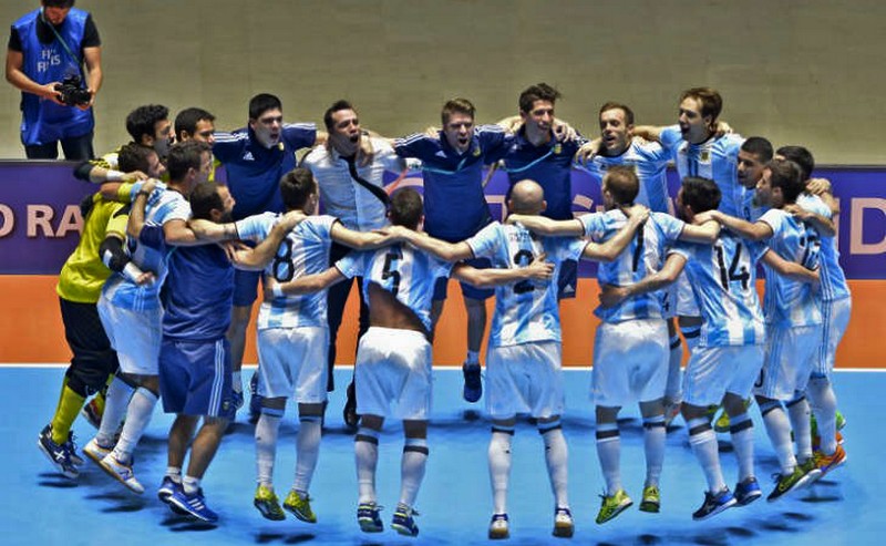 Histórica clasificación: Argentina ganó y es finalista del Mundial de futsal