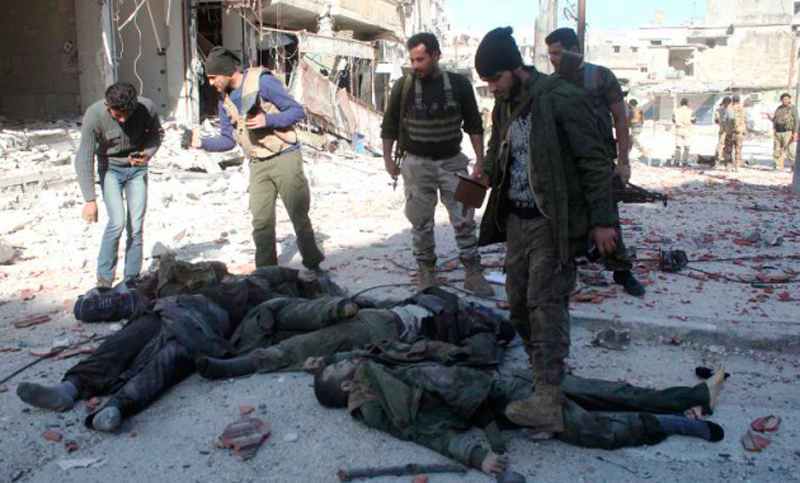 Bombardeos del ejército sirio dejan 30 civiles muertos en la provincia de Hama